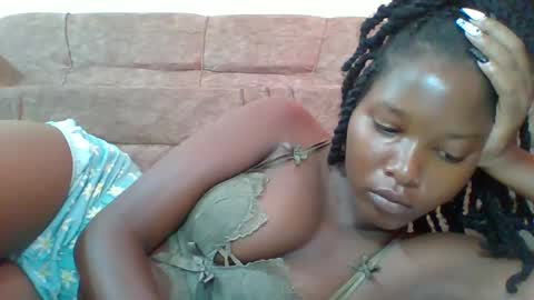 love online show from 03/12/25, 09:44