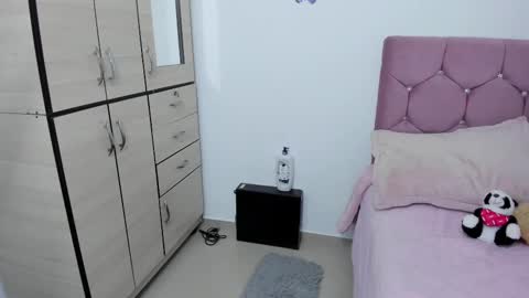 lesly and ander online show from 03/09/25, 11:14