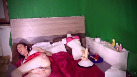 Snapshot of hotbettybellucci chatting on 02/26/25, 01:11 Betty Bellucci online show from 02/26/25, 01:11