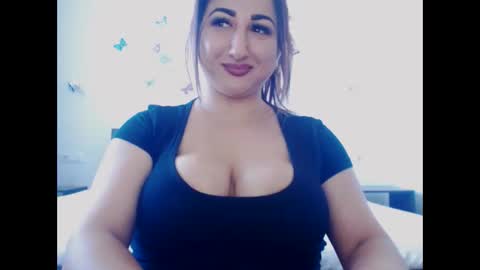 Snapshot of hotboobsmaya chatting on 09/22/25, 08:38 hotboobsmaya online show from 09/22/25, 08:38