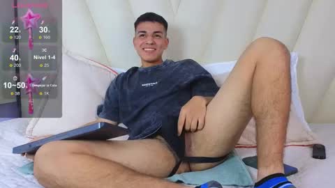 hotboy21_ online show from 10/14/25, 03:51