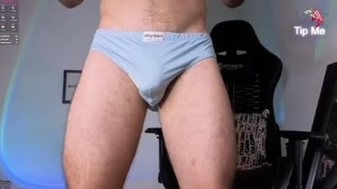 Snapshot of hotboyneon490 chatting on 05/26/26, 11:17 Alex Neon online show from 05/26/26, 11:17