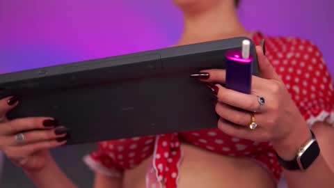 Anais online show from 09/14/25, 05:17