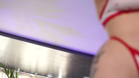 Anais online show from 04/14/26, 08:53