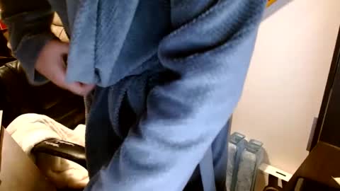 Snapshot of hotcandad chatting on 02/13/25, 12:43 hotcandad online show from 02/13/25, 12:43