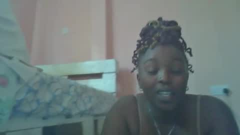 hotcandie1 online show from 10/26/25, 01:50