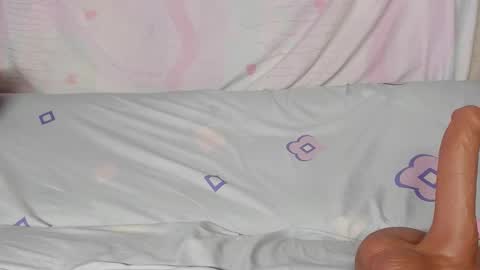 Snapshot of hotcherryxo chatting on 03/15/26, 05:24 Candy online show from 03/15/26, 05:24