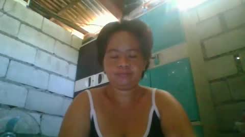 hotchicks4uxx online show from 12/15/25, 01:54