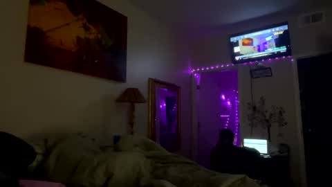 hotcouple1319 online show from 10/07/25, 07:49