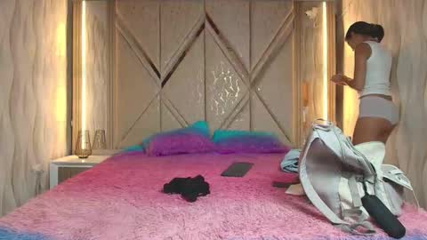 hotcouple_222 online show from 02/25/26, 07:18