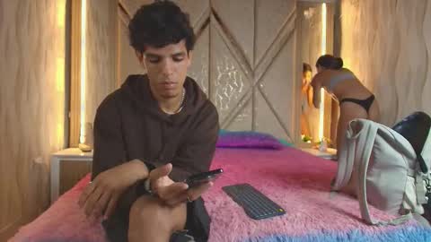 hotcouple_222 online show from 03/03/26, 07:25