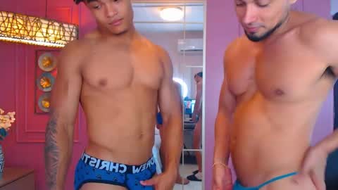 Snapshot of hotcrew_ chatting on 05/26/26, 08:05 Hussain aaron and Ekko online show from 05/26/26, 08:05