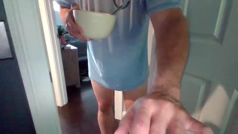 Snapshot of hotdog1124 chatting on 09/20/25, 01:23 hotdog1124 online show from 09/20/25, 01:23