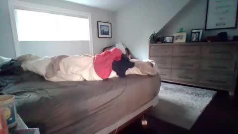 Snapshot of hotdog1124 chatting on 09/30/25, 11:15 hotdog1124 online show from 09/30/25, 11:15