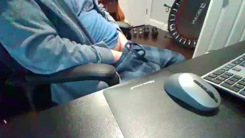 hotdog1124 online show from 02/16/26, 12:34