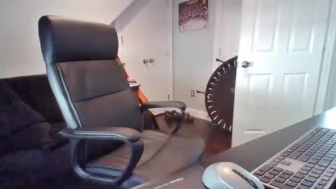 hotdog1124 online show from 02/27/26, 12:49