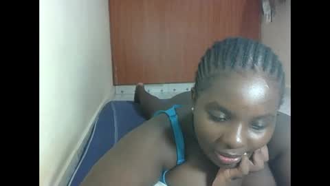 Snapshot of hotebbbyy chatting on 04/18/26, 07:29 EBBY online show from 04/18/26, 07:29