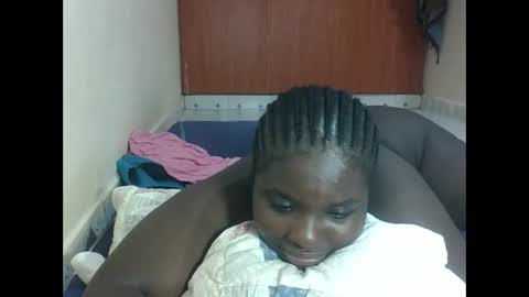 Snapshot of hotebbbyy chatting on 04/25/26, 09:45 EBBY online show from 04/25/26, 09:45