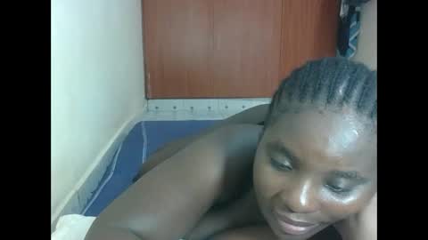 Snapshot of hotebbbyy chatting on 05/01/26, 06:12 EBBY online show from 05/01/26, 06:12