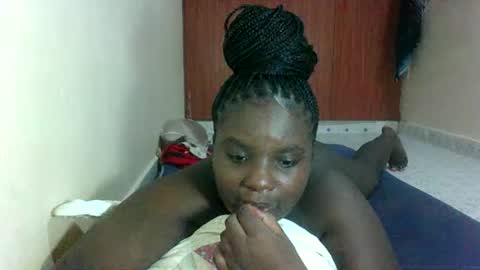 Snapshot of hotebbbyy chatting on 05/11/26, 03:18 EBBY online show from 05/11/26, 03:18