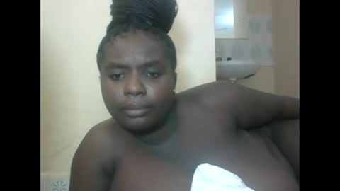 Snapshot of hotebbbyy chatting on 05/28/26, 05:38 EBBY online show from 05/28/26, 05:38