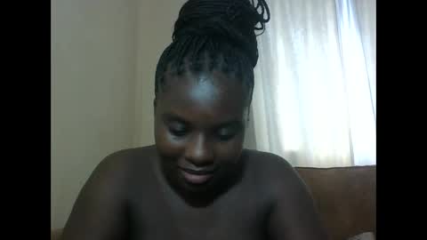 Snapshot of hotebbbyy chatting on 06/05/26, 06:52 EBBY online show from 06/05/26, 06:52