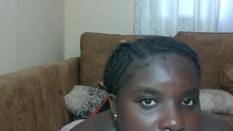 Snapshot of hotebbbyy chatting on 07/11/26, 12:19 EBBY online show from 07/11/26, 12:19