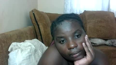 Snapshot of hotebbbyy chatting on 07/17/26, 11:06 EBBY online show from 07/17/26, 11:06