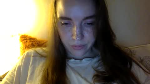 effy online show from 11/16/25, 09:09