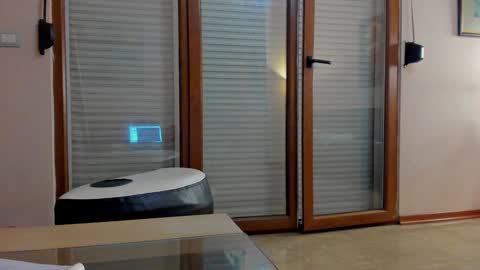 Erika  online show from 09/30/25, 07:08