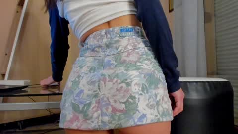 Erika  online show from 02/27/26, 08:42