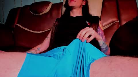 axell online show from 11/14/25, 07:01