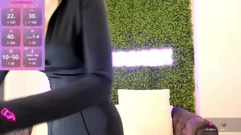 Snapshot of hotfallingdevil chatting on 02/10/25, 09:14 hotfallingdevil online show from 02/10/25, 09:14