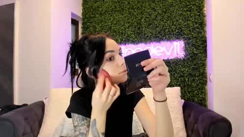 Snapshot of hotfallingdevil chatting on 02/14/25, 05:51 hotfallingdevil online show from 02/14/25, 05:51