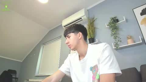 QUENTIN online show from 09/18/25, 11:12