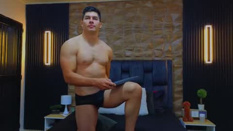 felipe  marcello online show from 02/10/25, 07:17