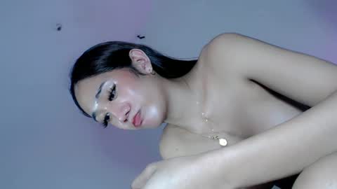 Yumi online show from 01/07/25, 09:14