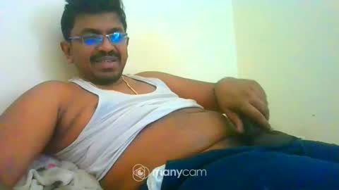 hotgluteus4321 online show from 02/21/26, 07:42