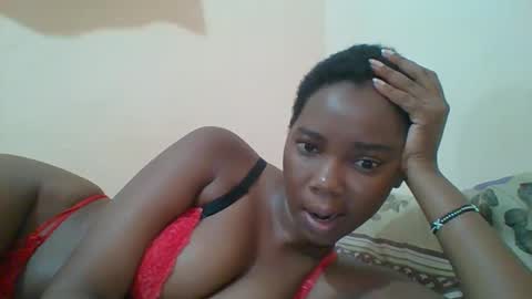 Queen online show from 02/15/25, 05:41