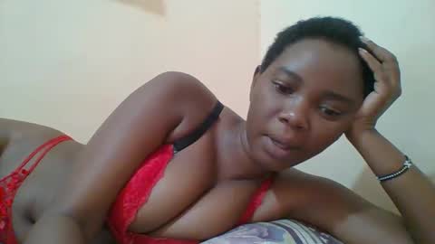 Queen online show from 02/15/25, 12:22