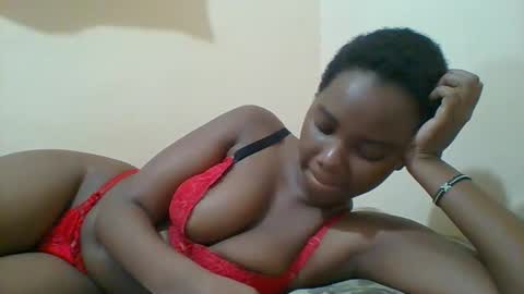 Queen online show from 02/15/25, 03:39