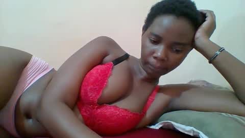 Queen online show from 02/17/25, 09:13