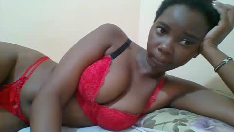 Queen online show from 03/03/25, 03:52