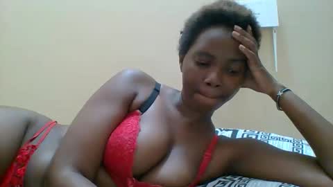 Queen online show from 09/27/25, 06:35