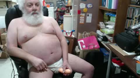 Snapshot of hotgrandpa594u chatting on 02/17/25, 09:19 hotgrandpa594u online show from 02/17/25, 09:19