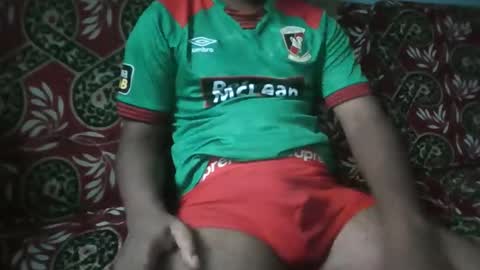 hotguyy001 online show from 03/16/26, 05:44