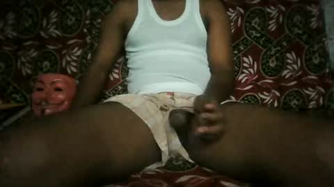 hotguyy001 online show from 07/07/26, 04:59