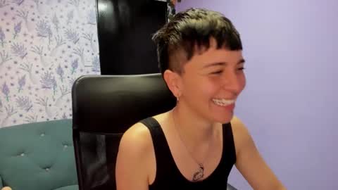 hannah online show from 10/04/25, 02:31