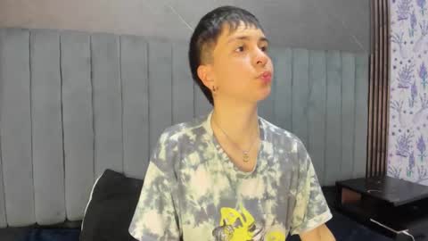 hannah online show from 12/20/25, 01:56