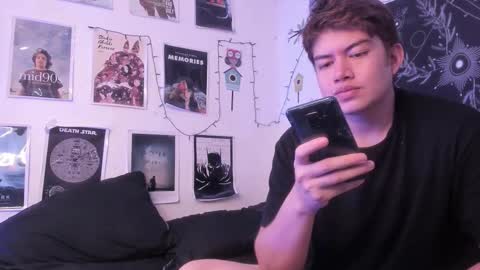 Sam and Nico online show from 10/28/25, 02:42